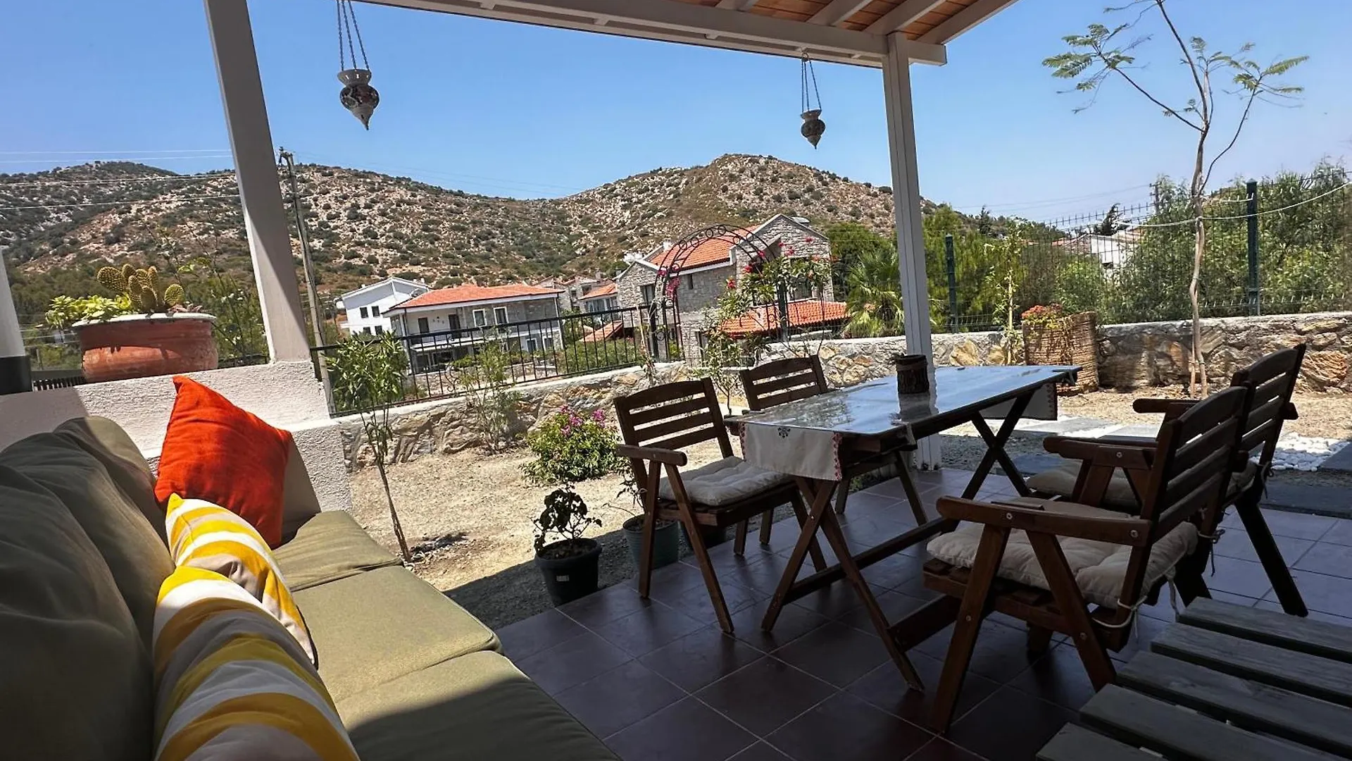 Villa Carian Trail Evdatca - Datca Kargi Bay, Close To Beach Apartment